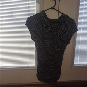 SOLD ☀️Cowl Neck Short Sleeved Blouse